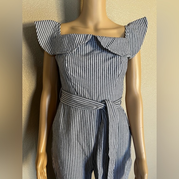 BCBGeneration Jumpsuit In Grey Size 4 - Picture 5 of 15